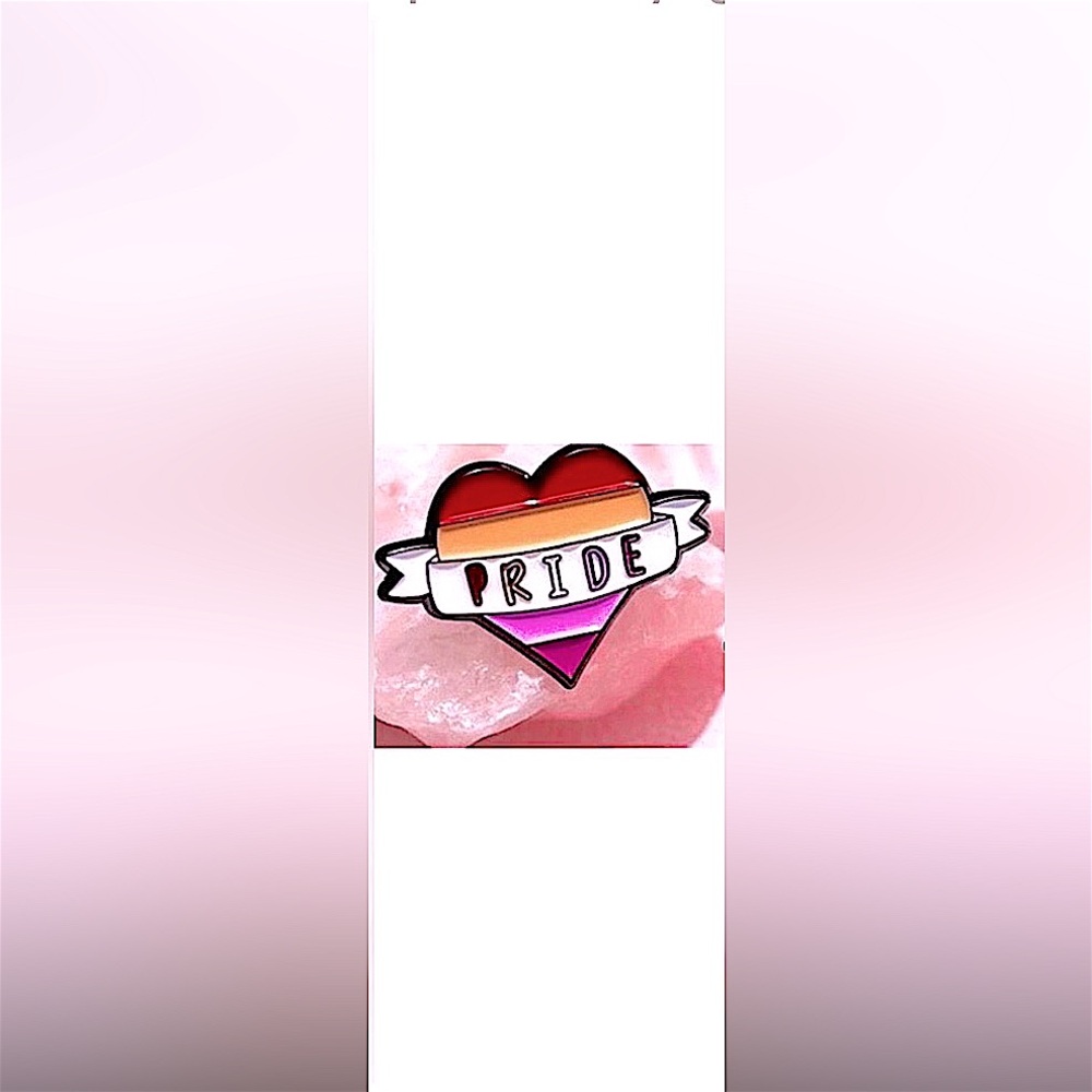 1 LGBTQ+ Subtle Lesbian Pride Orange-Pink Flag Heart-Shaped 🩷 Pin